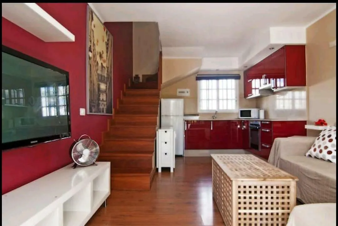 Las Marinas Apartment location